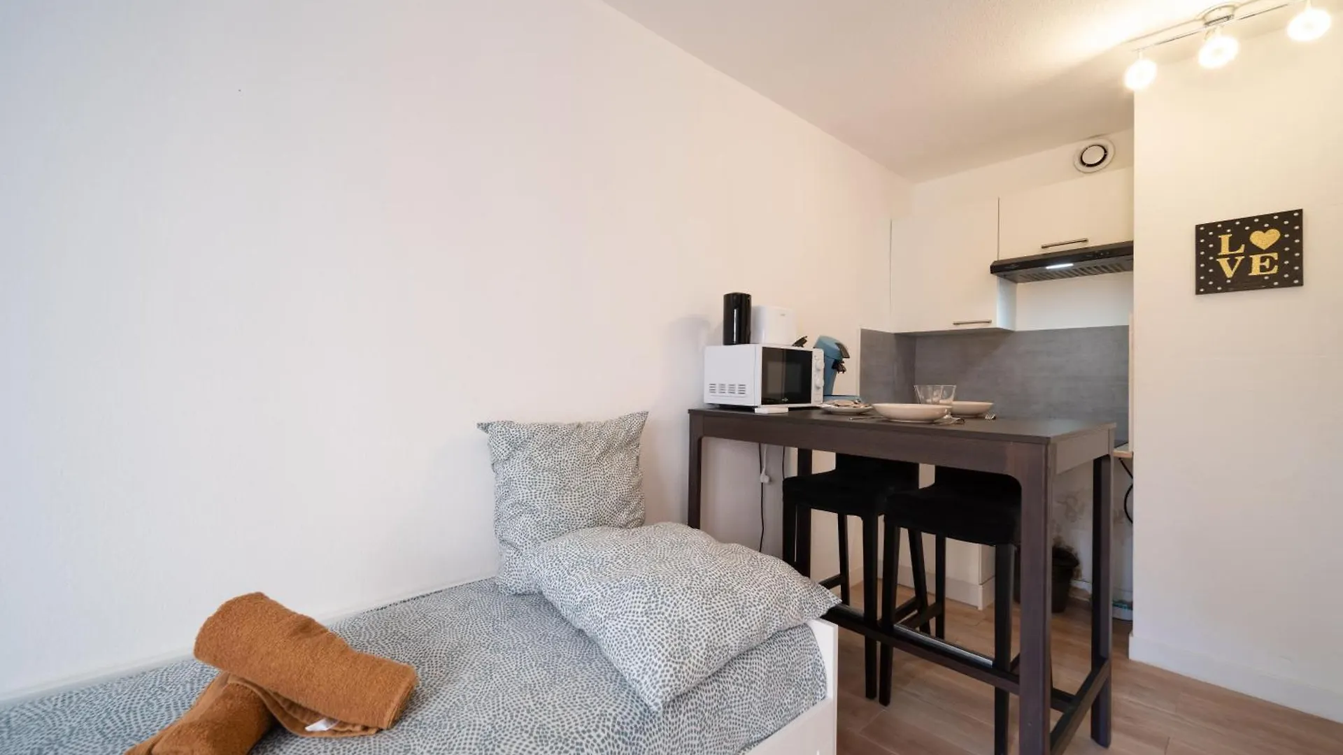 아파트 Appartement Tout Equipe A 6Min De St Charles 마르세유 프랑스