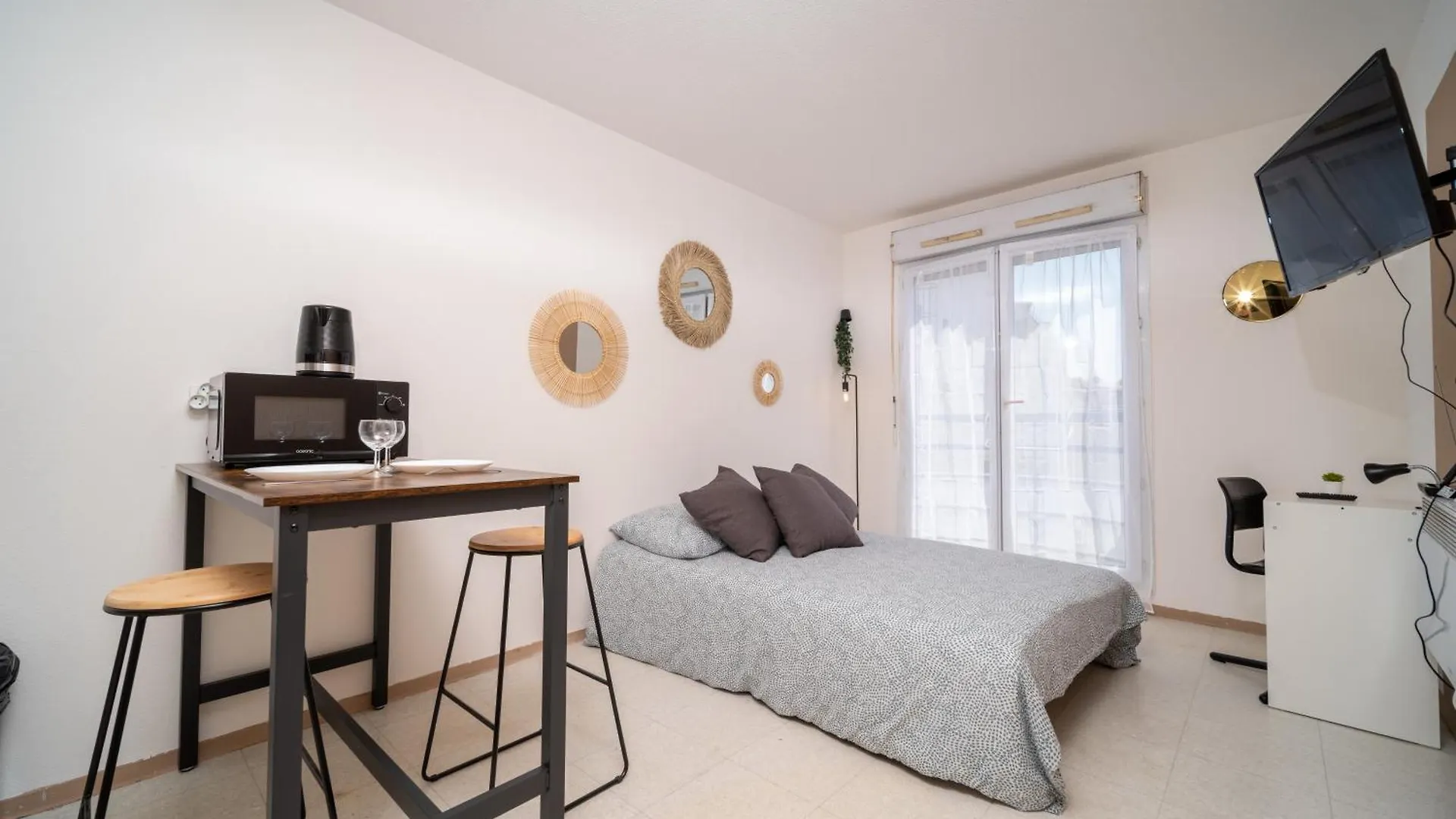 Appartement Tout Equipe A 6Min De St Charles Marseille France