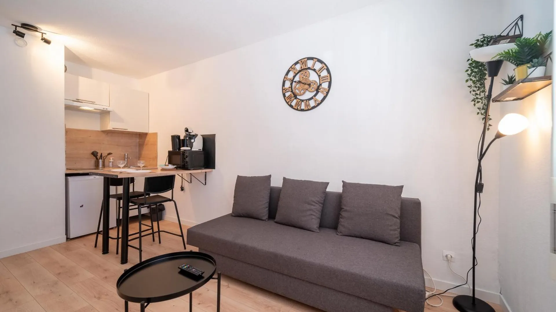 Appartement Tout Equipe A 6Min De St Charles location