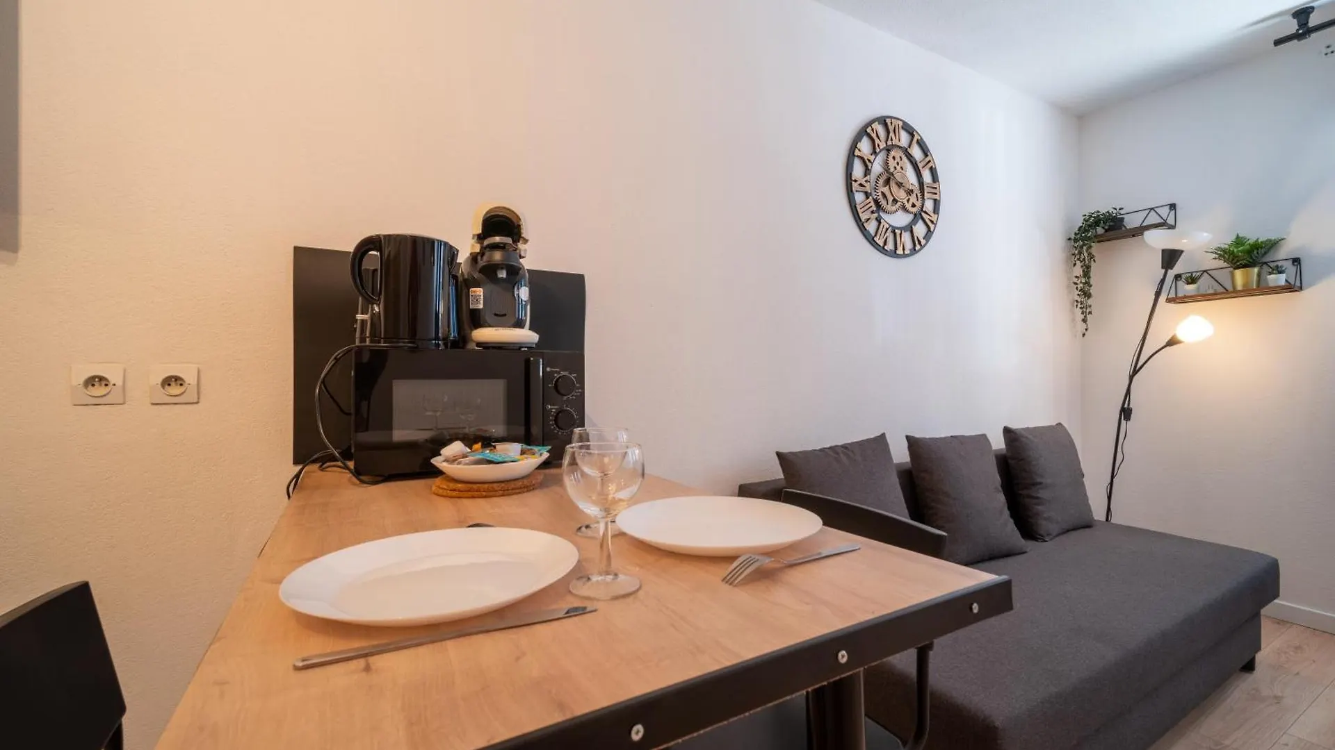 Apartment Appartement Tout Equipe A 6Min De St Charles Marseille