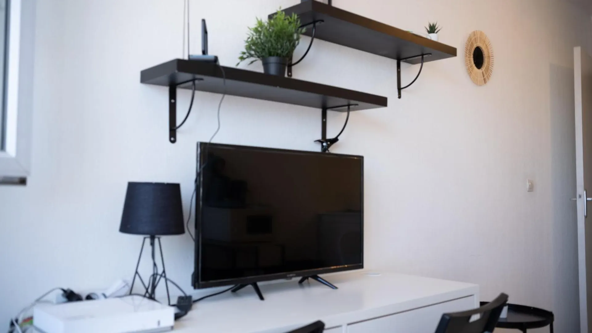 Apartment Appartement Tout Equipe A 6Min De St Charles Marseille