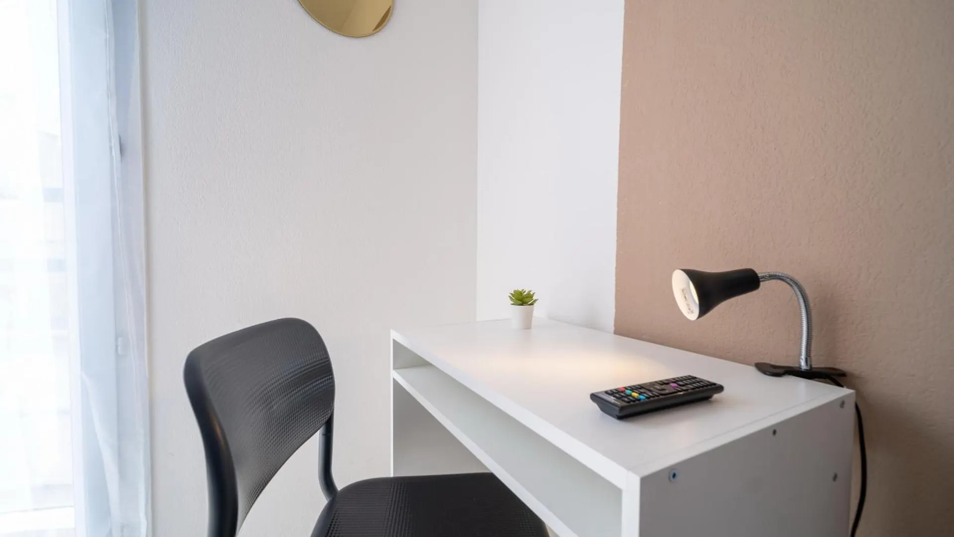 Apartment Appartement Tout Equipe A 6Min De St Charles Marseille France